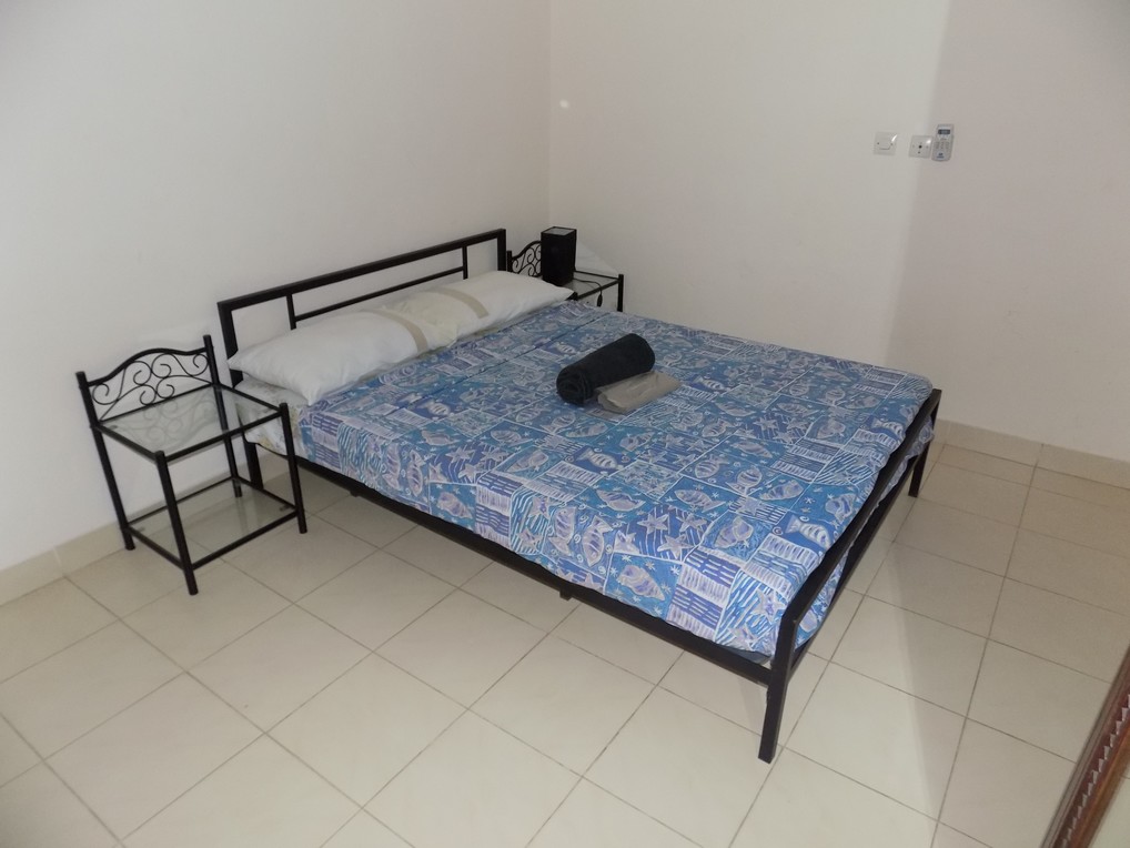 LOCATION AUBERGE DE VRIDI CITE CHAMBRE 4