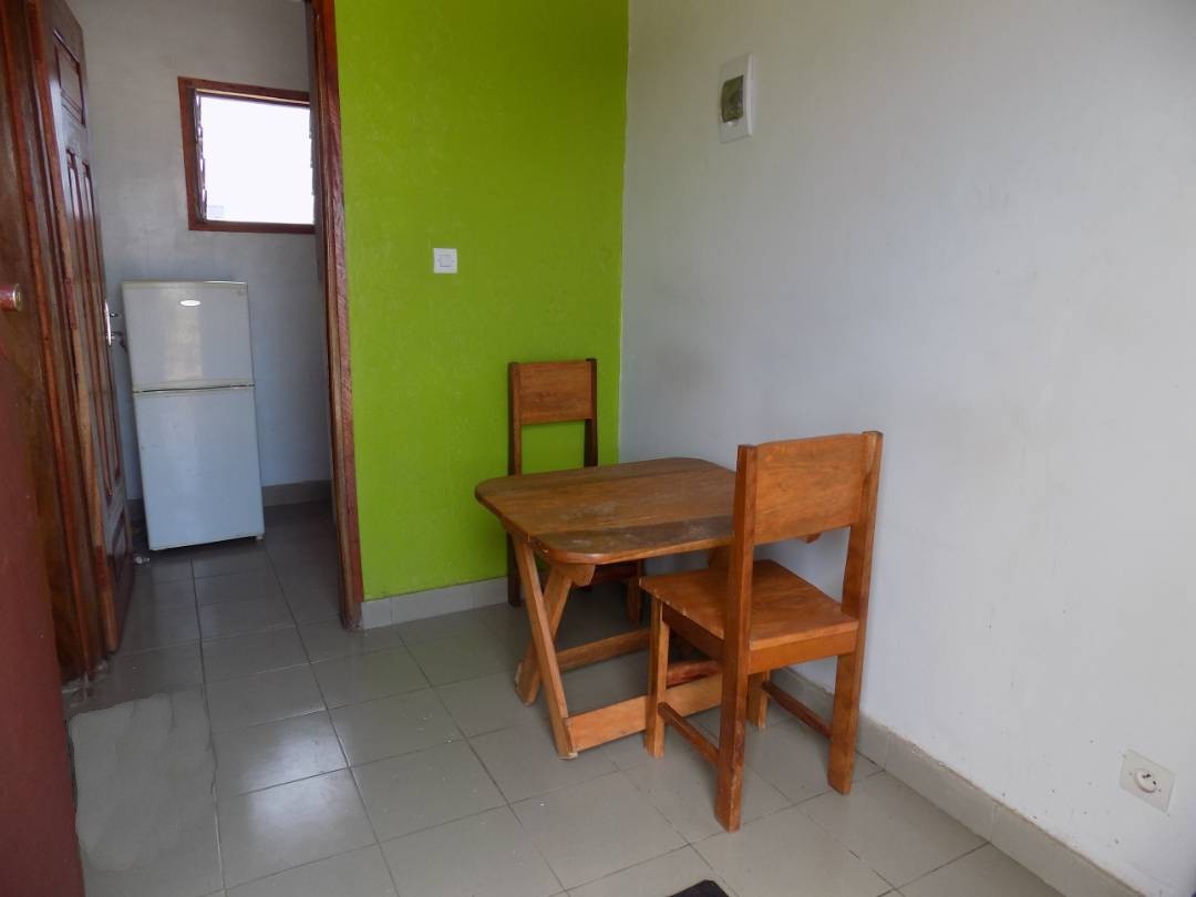LOCATION, VACANCE STUDIO 8 ANGRE MAHOU